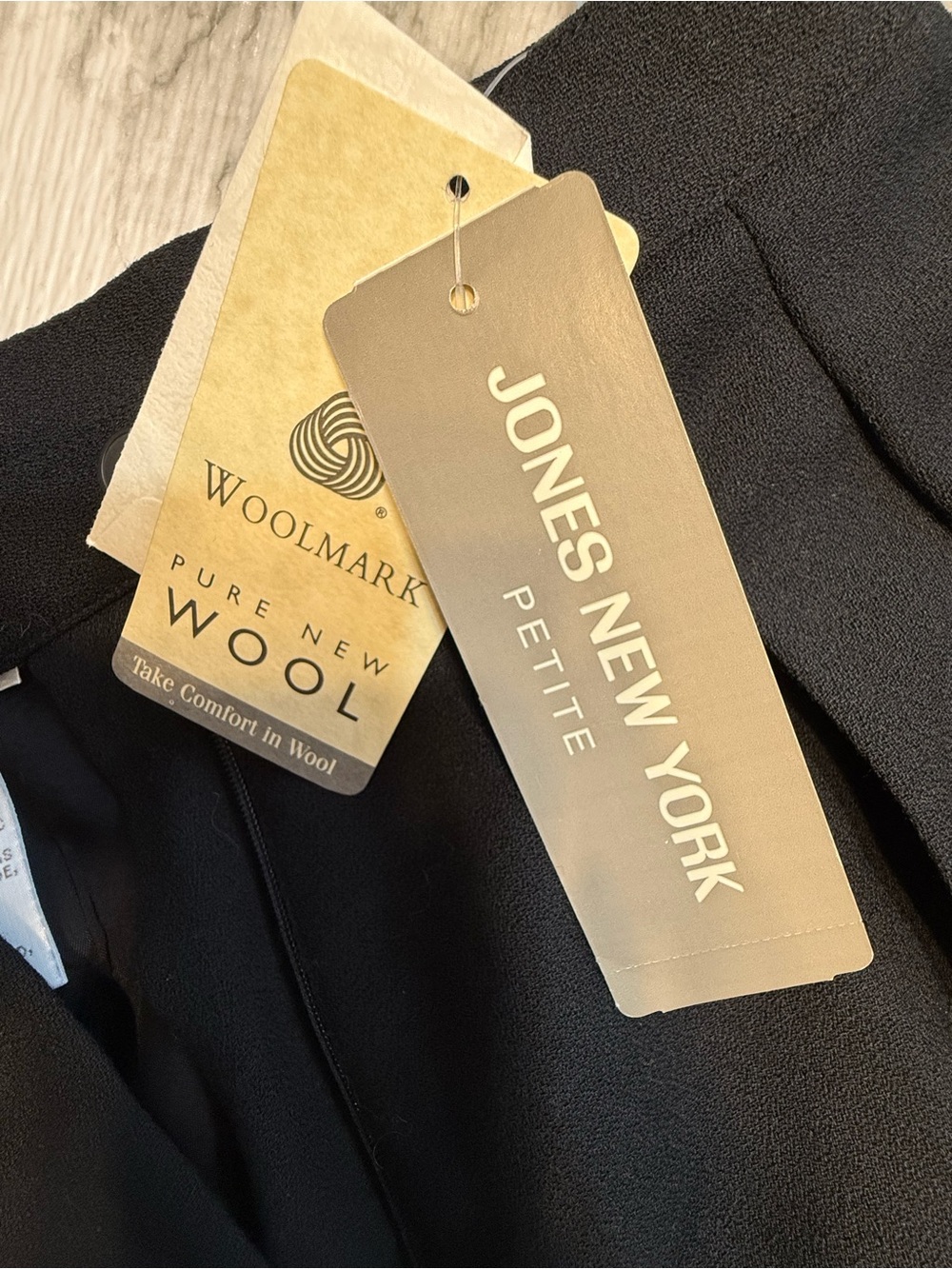NWT Jones New York womens black 100% Wool cuffed Windsor Trousers 12P Petite